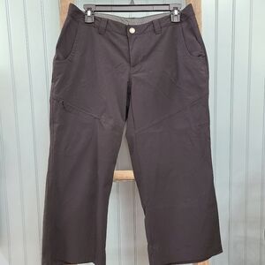 Eddie Bauer Black Cropped Pants Size 6